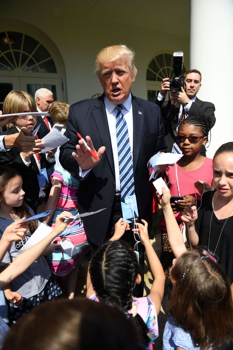 Donald Trump Valge Maja töötajate lastega