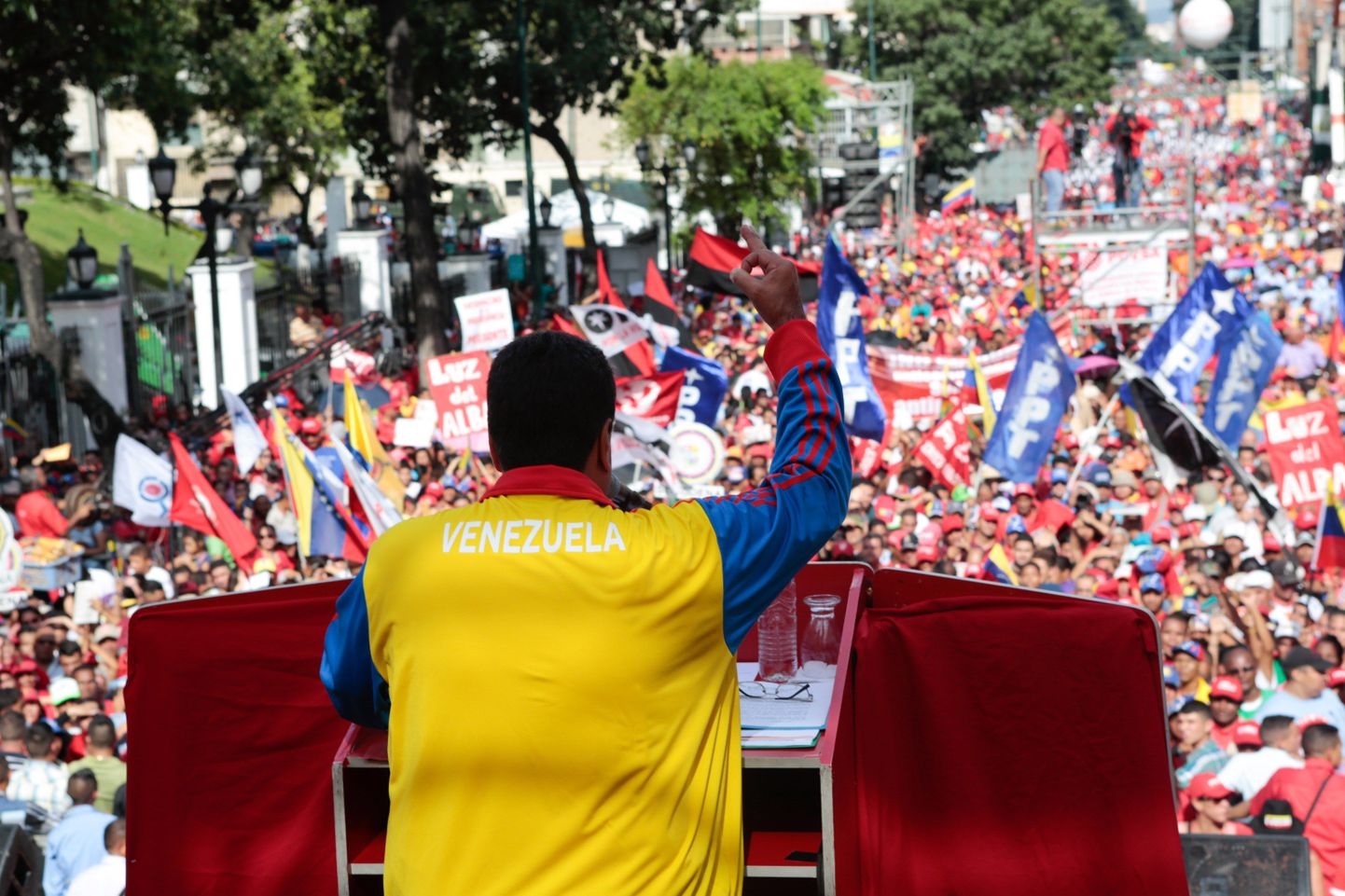 Venezuela president Nicolás Maduro eile Caracases kõnet pidamas.