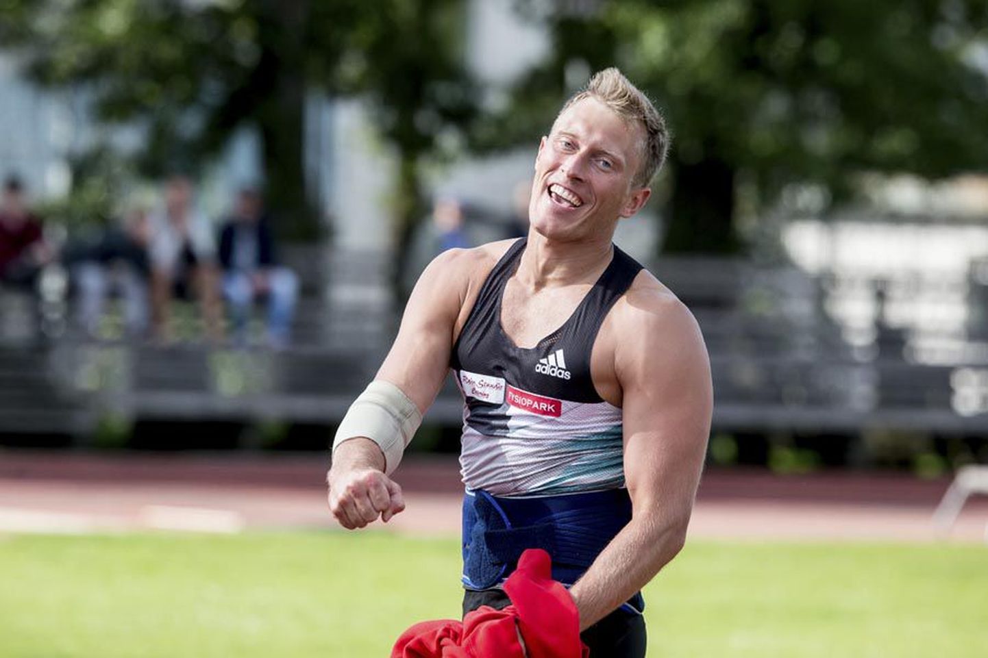 Viljandimaalt pärit odaviskaja Risto Mätas täitis pühapäeval Tallinnas Rio olümpiamängude osavõtunormi.