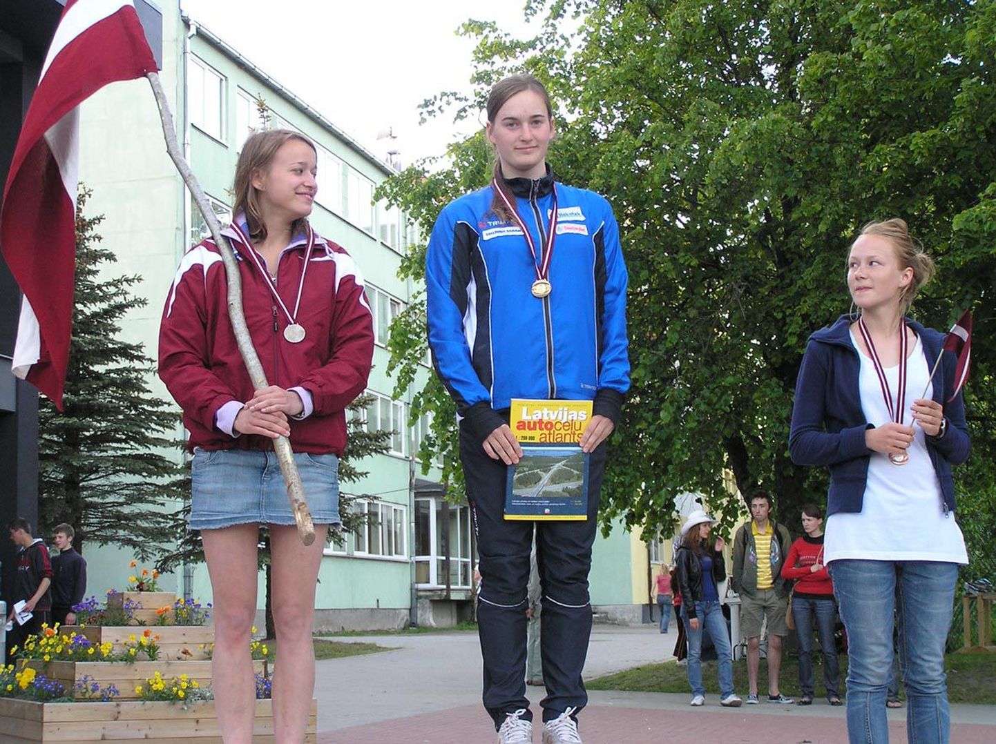 Baltimaade orienteerumise meistrivõistlustel edestas Sigrid Ruul (keskel) lähimat konkurenti ligi 14 sekundiga. Päev hiljem toimunud teatejooksus sai ta kaela pronksmedali.