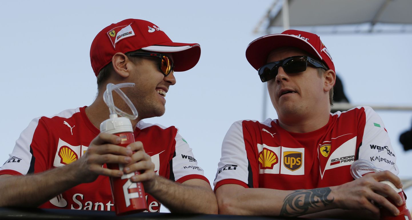Kimi Räikkonen (paremal) ja Sebastian Vettel
