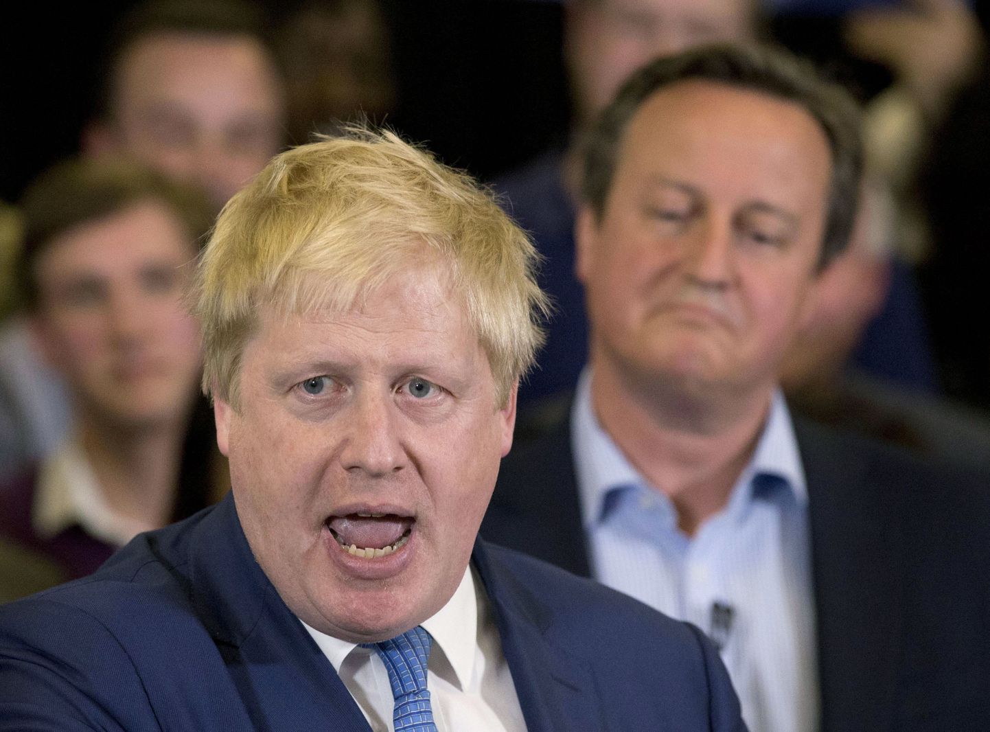 Londoni endine linnapea ja lahkumiskampaania eestvedaja Boris Johnson (vasakul) ja Suurbritannia peaminister ning jäämise kampaania liider David Cameron