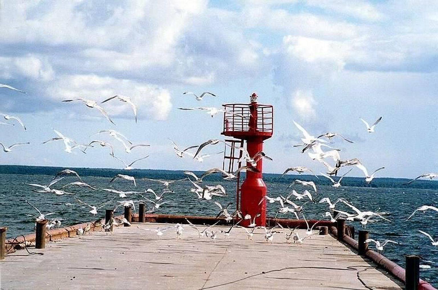 Veere sadam Saaremaa loodeosas.