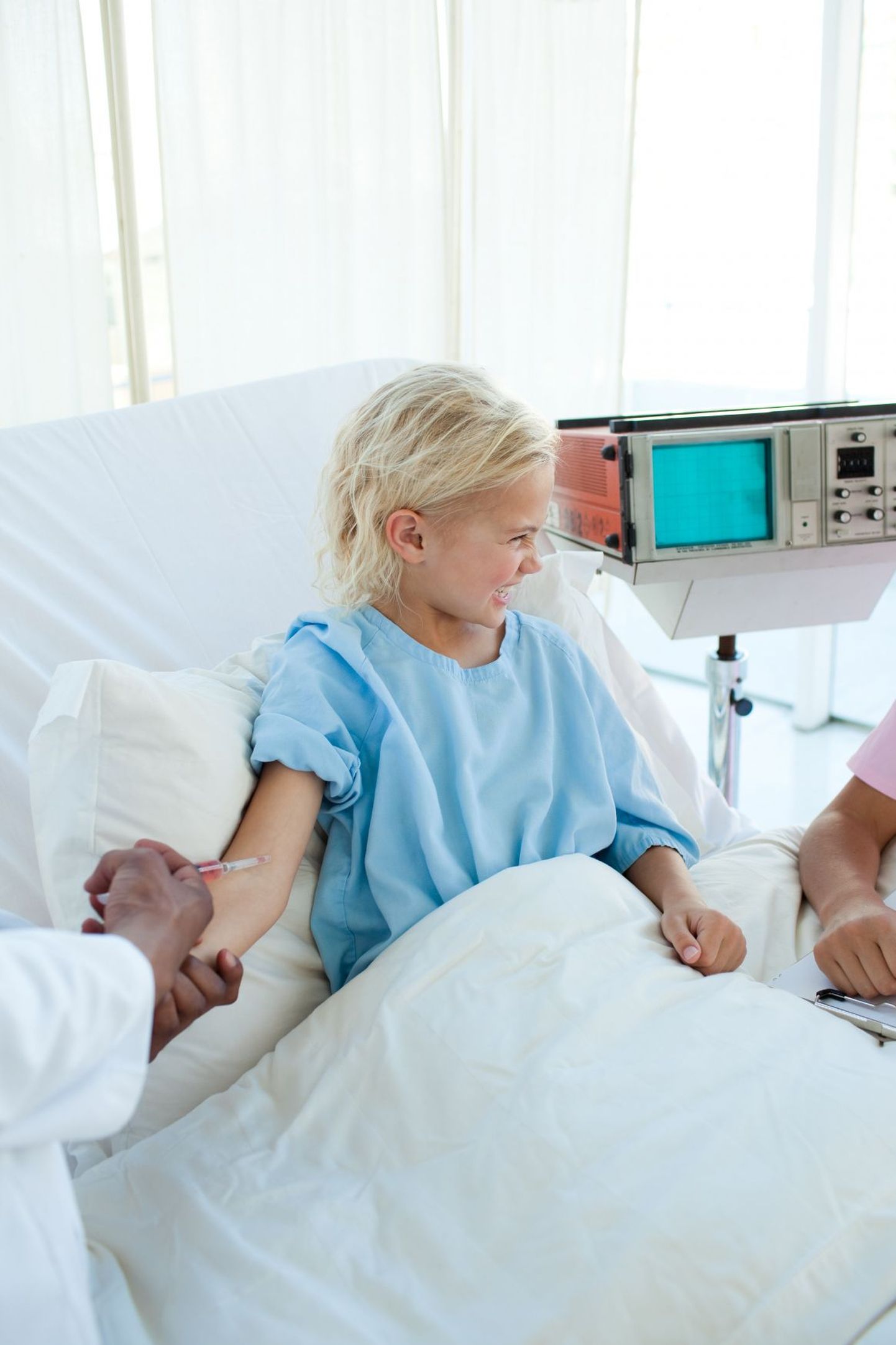 Kui suures haiglas võib arst jätta lapse nö jälgimisele, siis väikehaiglas seda endale lubada ei saa.