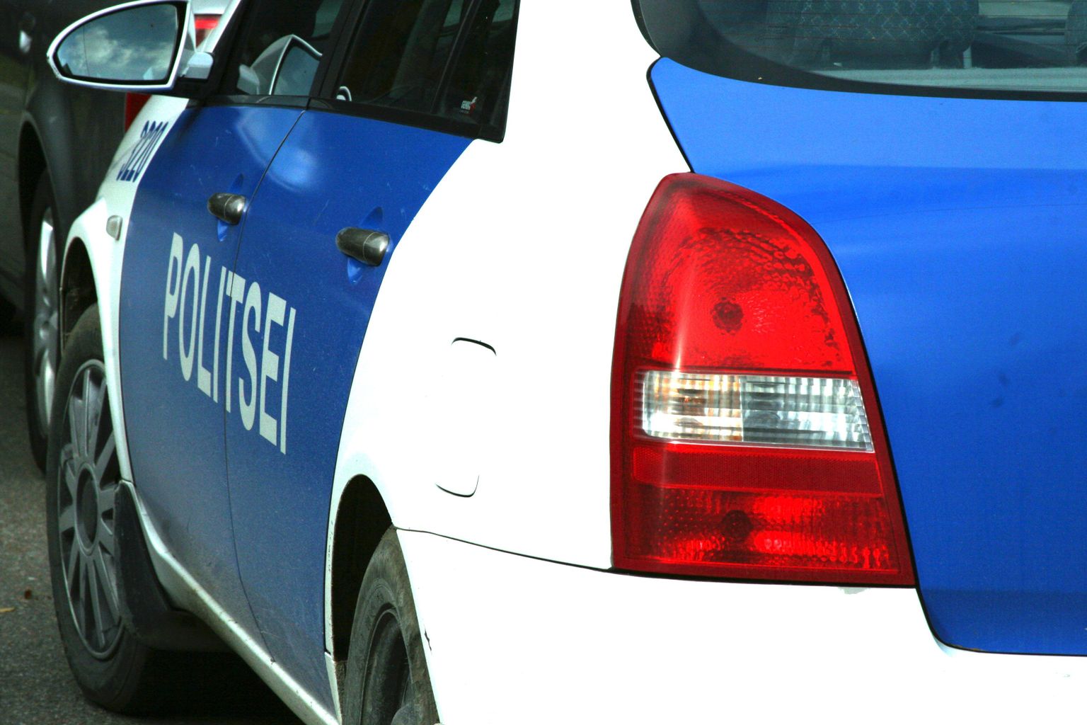 Politseiauto. Foto on illustreeriv.