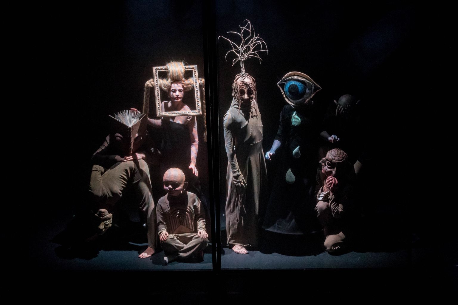 NUKU teater.