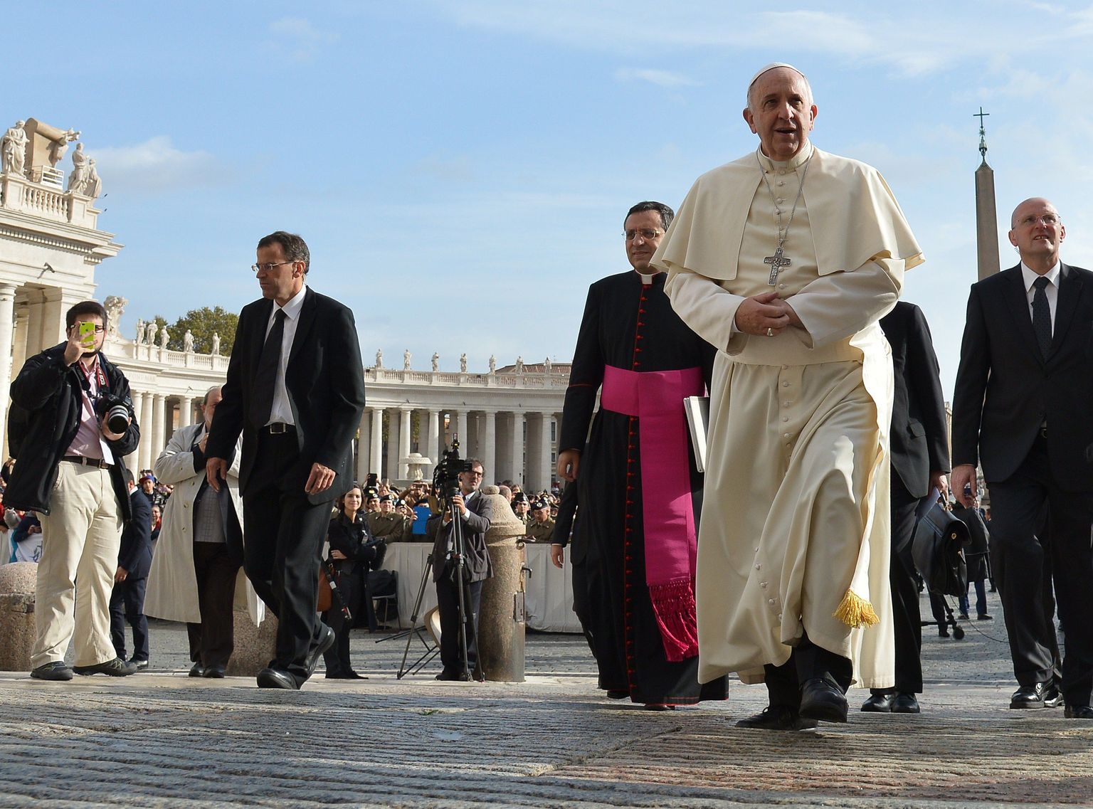 Paavst Franciscus Püha Peetruse väljakul