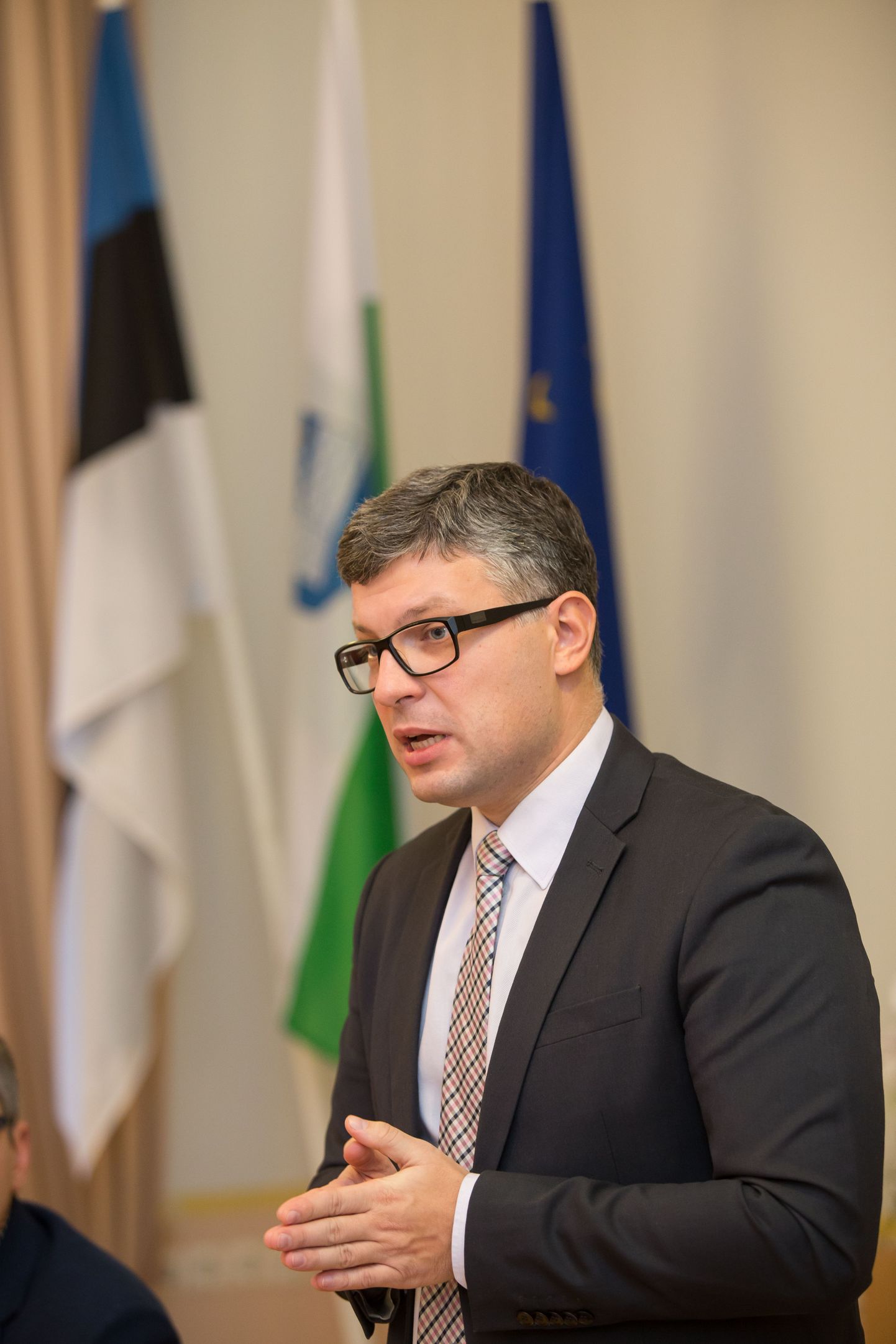Regionaalhaldusministri Mihhail Korbi sõnul peavad ministeeriumid kindlasti Tallinna jääma.