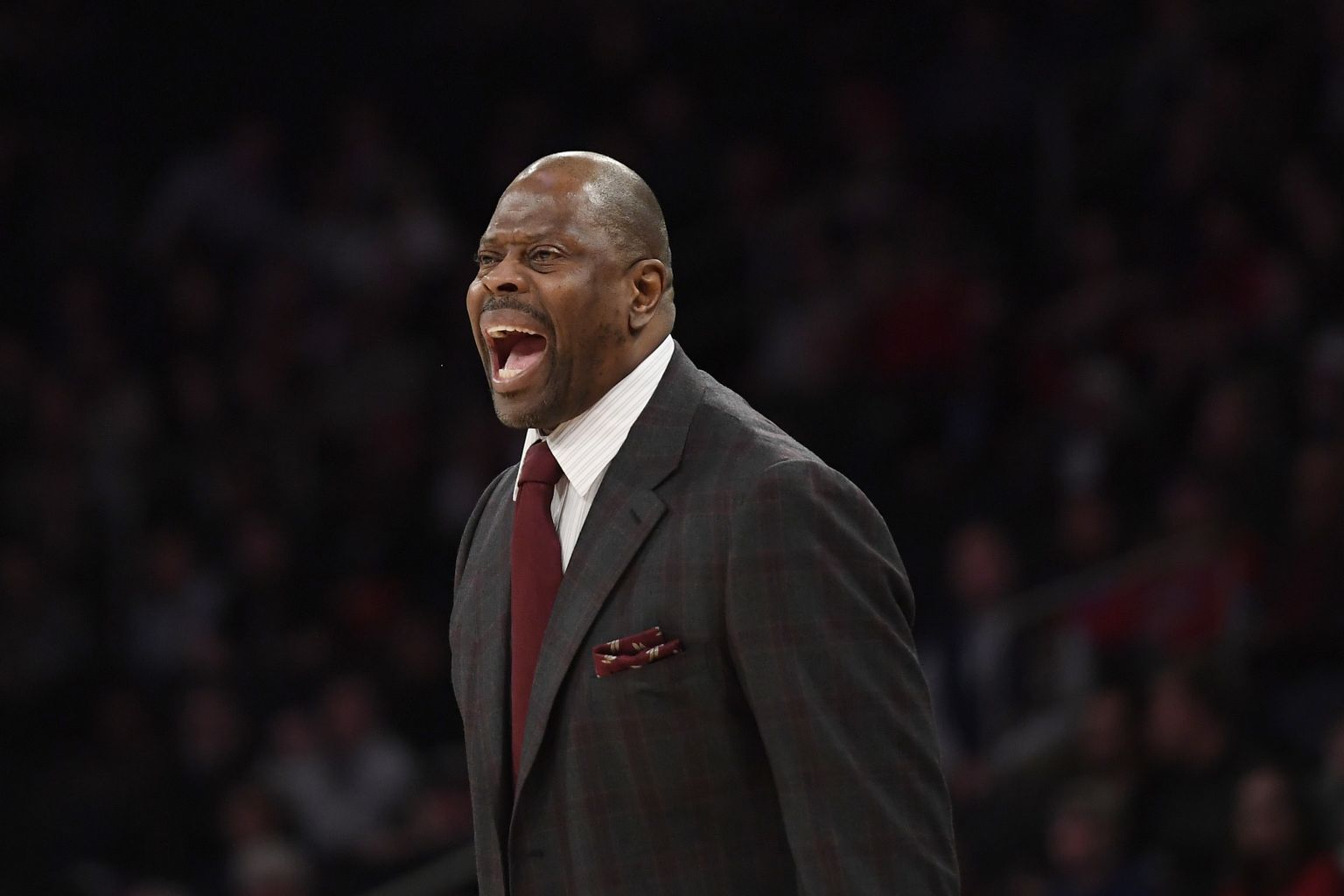 Patrick Ewing juhendamas Georgetowni ülikooli meeskonda.