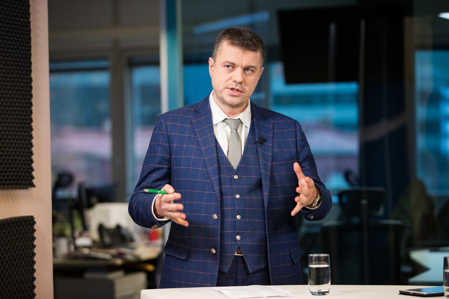 Lahkuv justiitsminister, peagi välisminister Urmas Reinsalu tõdes, et kui president Vladimir Putin ka kutse Tartusse tulla vastu võtab, selle peale vaevalt Pihkva laev sõitma hakkab.