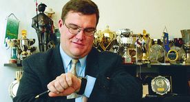 Postimees 1993. aastal: keskfraktsioon ähvardab Indrek Kannikut vangimajaga
