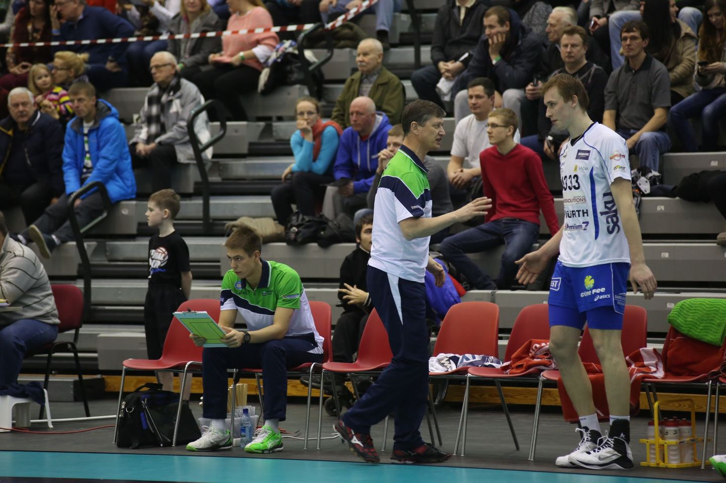 Tartu Bigbank alistas võrkpalli Eesti-Läti ühisliiga poolfinaalis kindlalt 3:0 lätlaste RTU meeskonna.