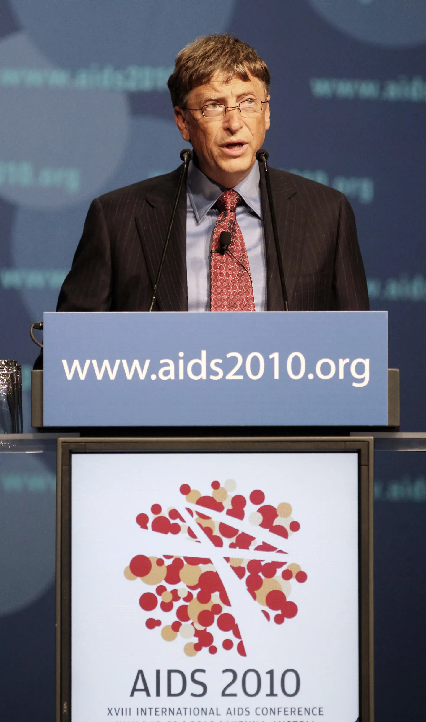 Bill Gates esinemas Viinis toimuval aidsikonverentsil