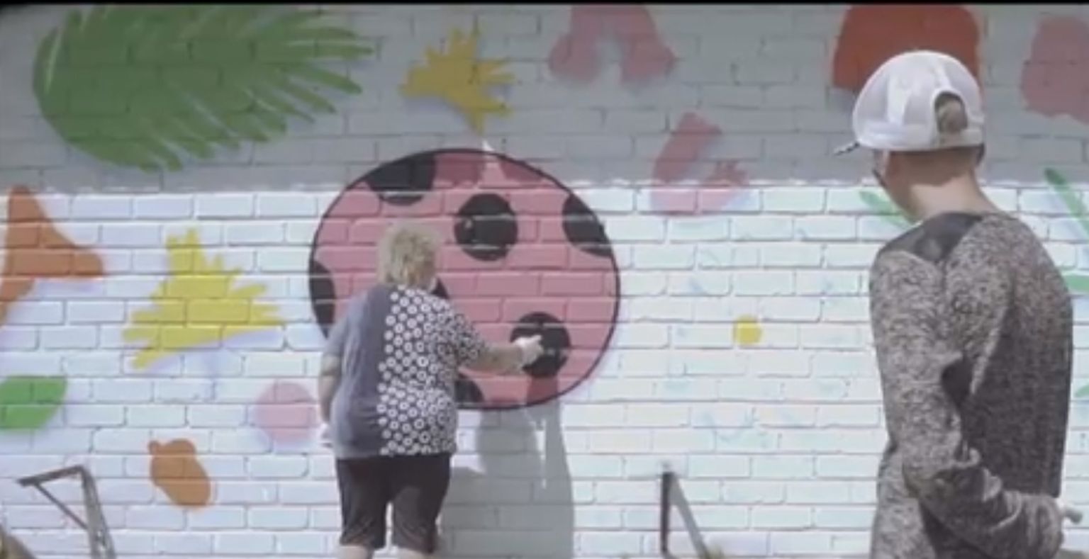 Rural Urban Art keskendub väikelinnadesse kunsti toomisele.