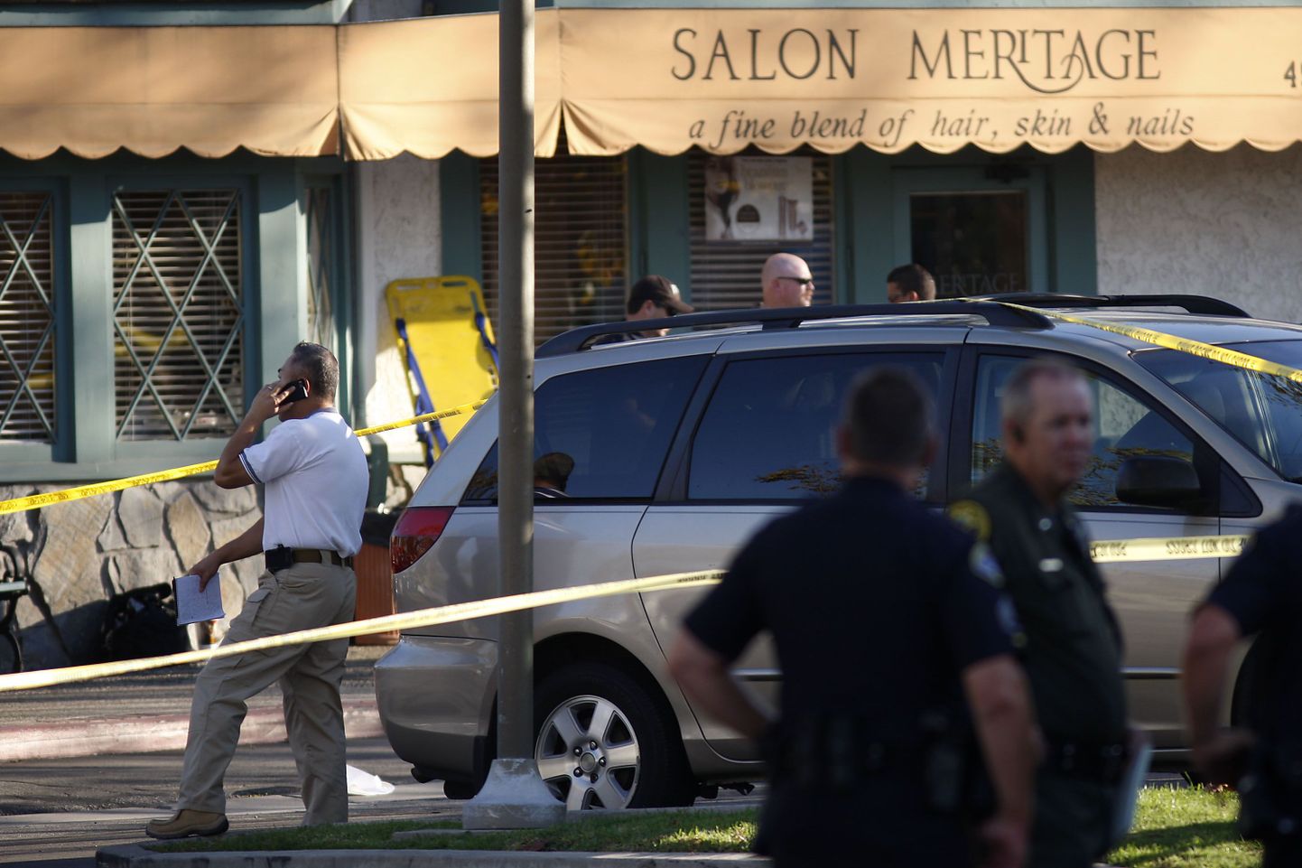 Politsei uurimas Seal Beachi juukusrisalongis Salon Meritage aset leidnud tulistamist