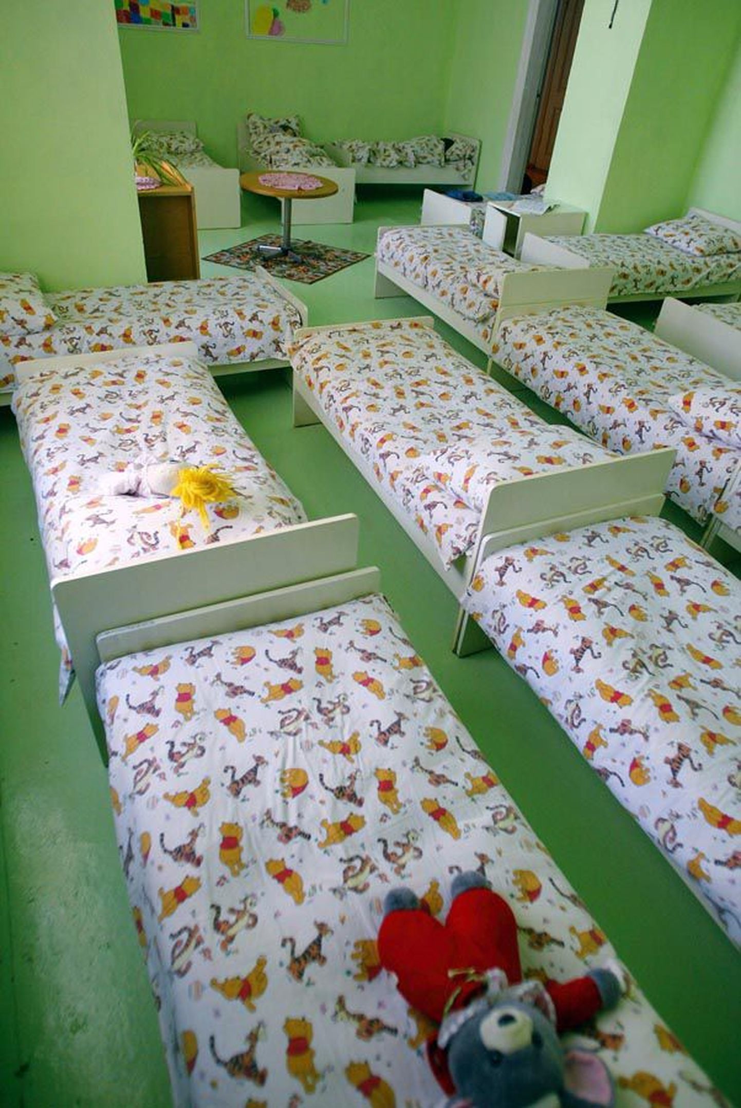 Mitmes Viljandimaa lasteaias on viimase paari nädala jooksul jäänud paljud voodid lõunapausi ajal tühjaks, sest lapsed on olnud kodus haiged.
