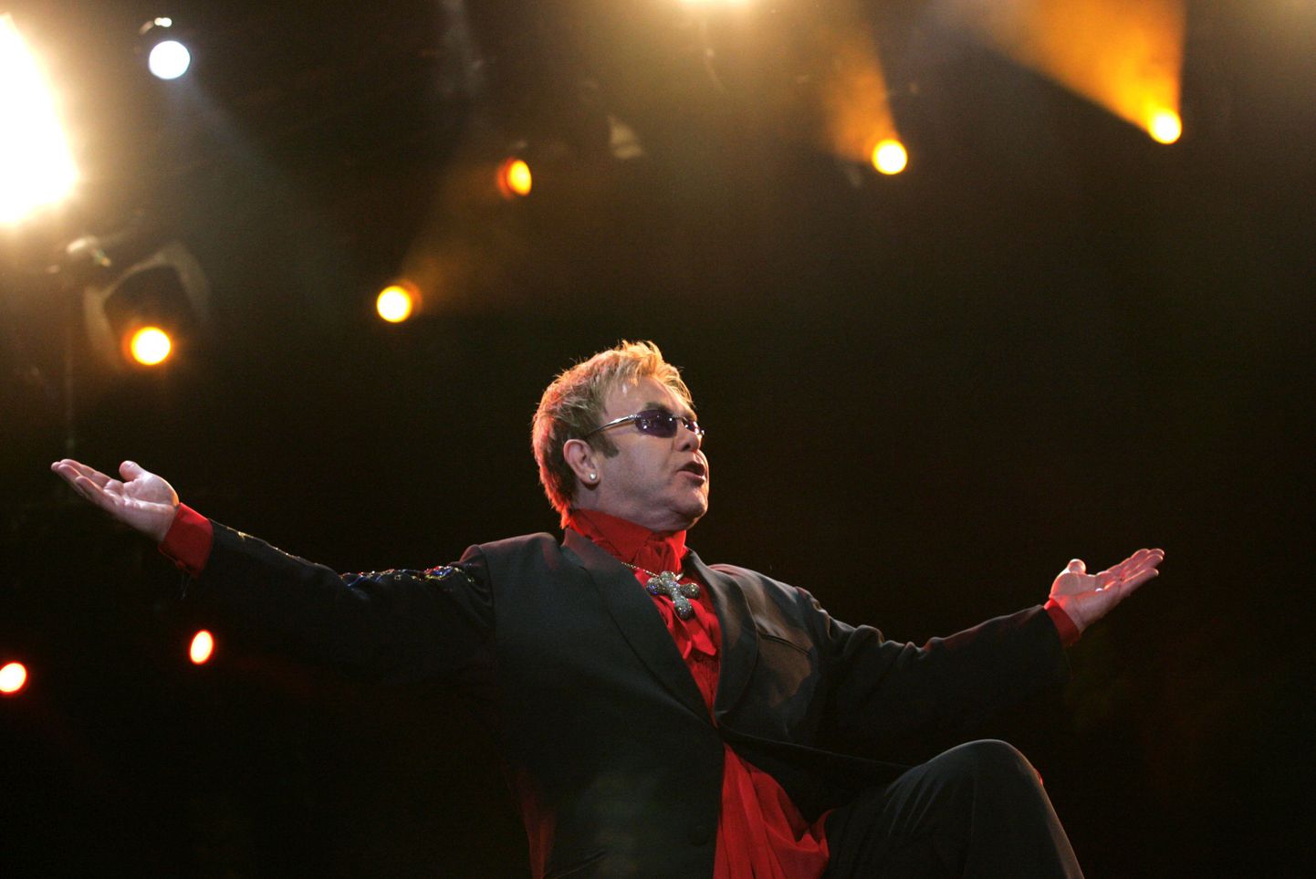 Elton John Saku Suurhallis.