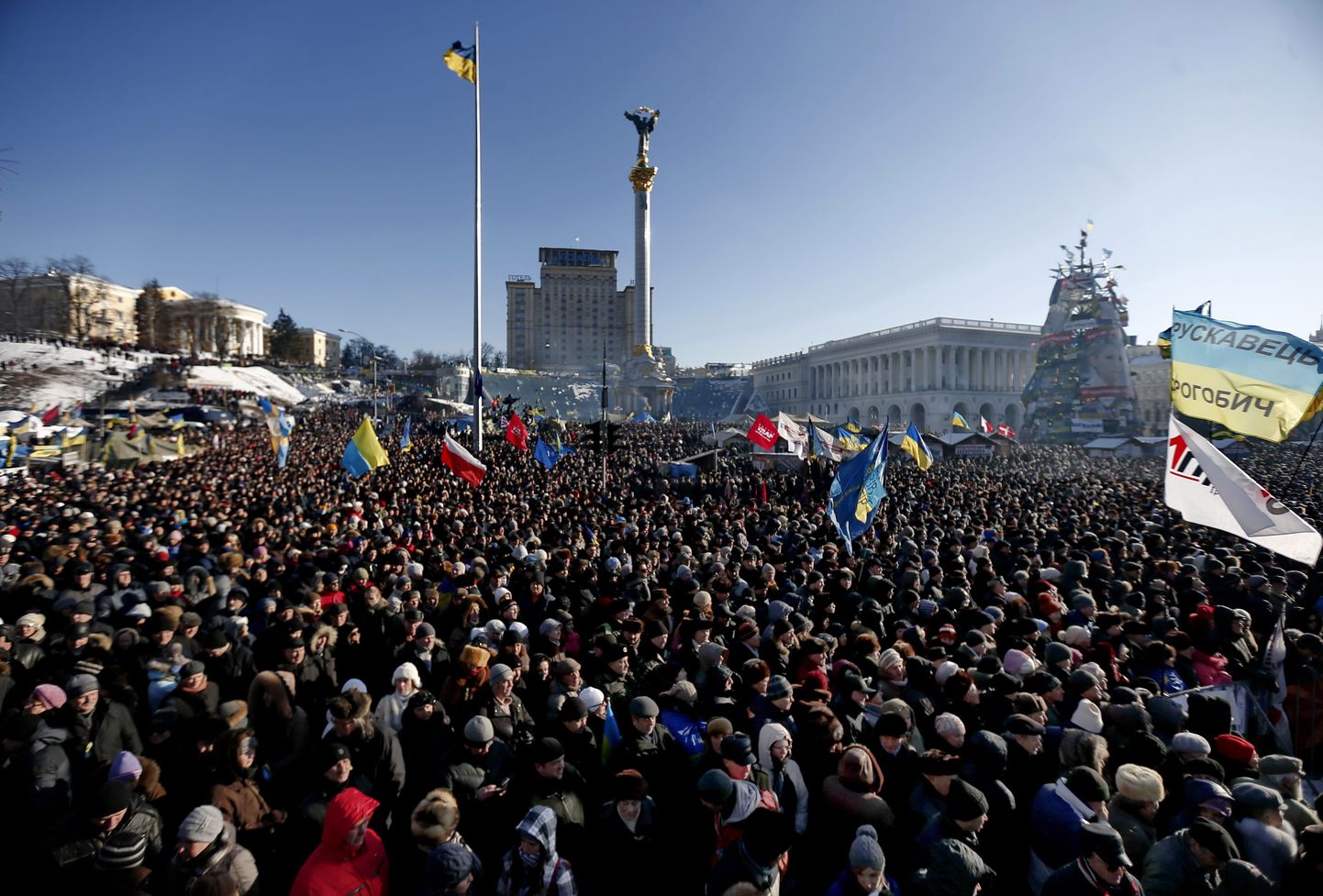 Майдан в Киеве (февраль 2014 года).