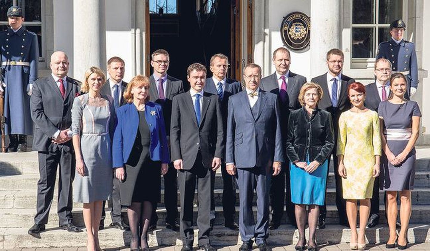 Правительство Эстонии в Кадриорге.