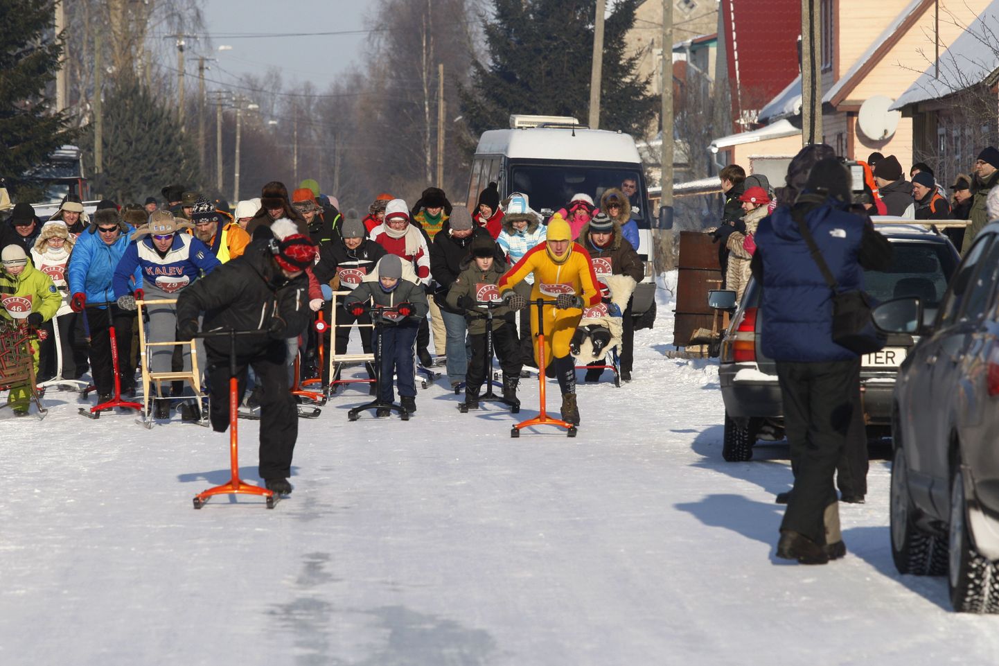 Kolm aastat tagasi 5. veebruaril Kolkjas peetud tõukelgupäeval osales ligi 90 võistlejat. Külma oli tol päeval hommikul 30 ja keskpäeval 22 kraadi.