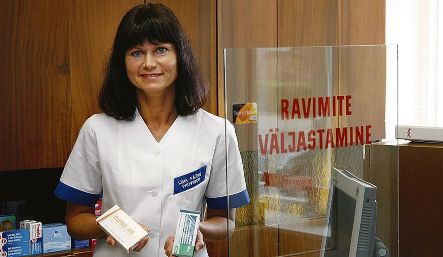 Viljandi Kesklinna apteegi juhataja Liina Pääru ütleb, et esialgne võõristus on kadunud ning inimesed ostavad geneerilisi ravimeid ja jäävad nendega enamasti ka rahule.