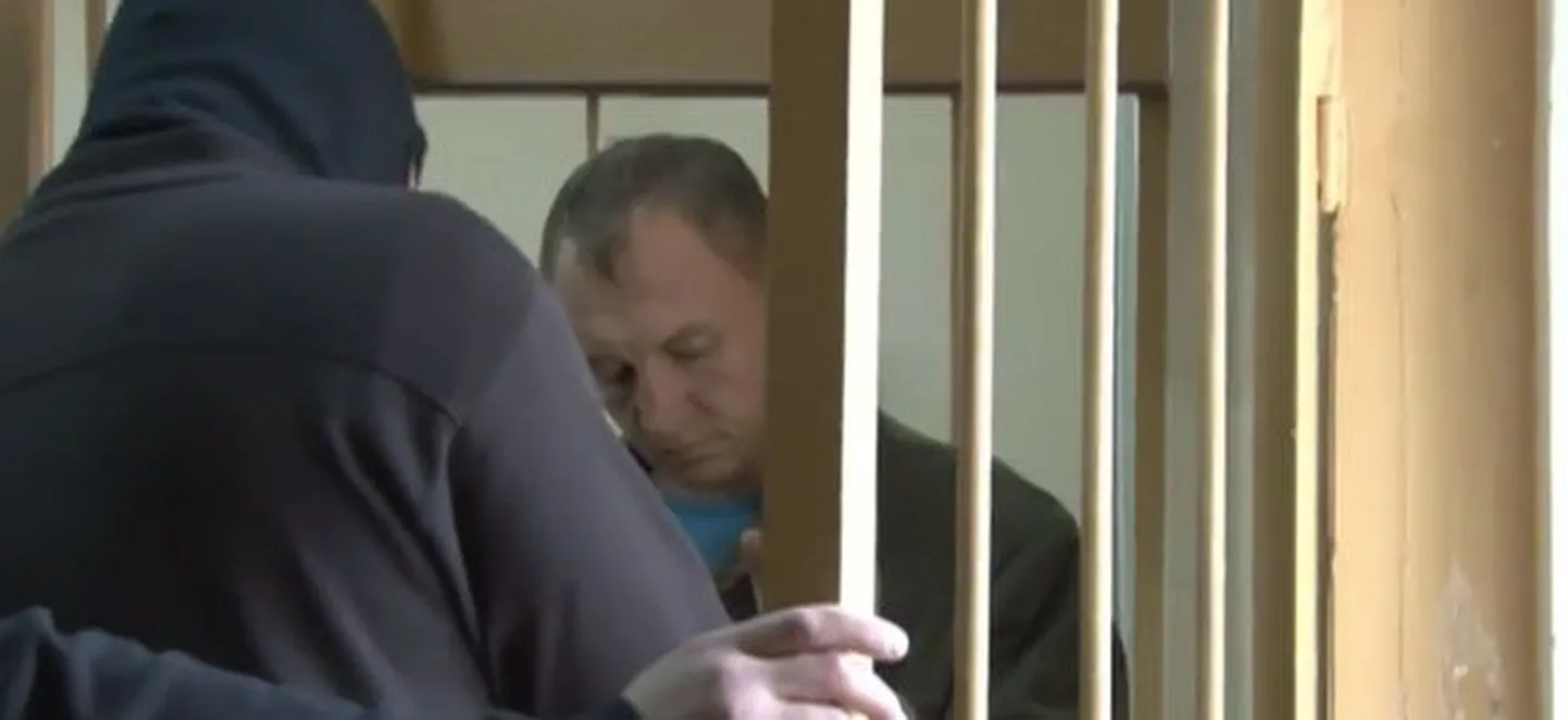 В Москве Эстон Кохвер был доставлен в здание Лефортовского суда.