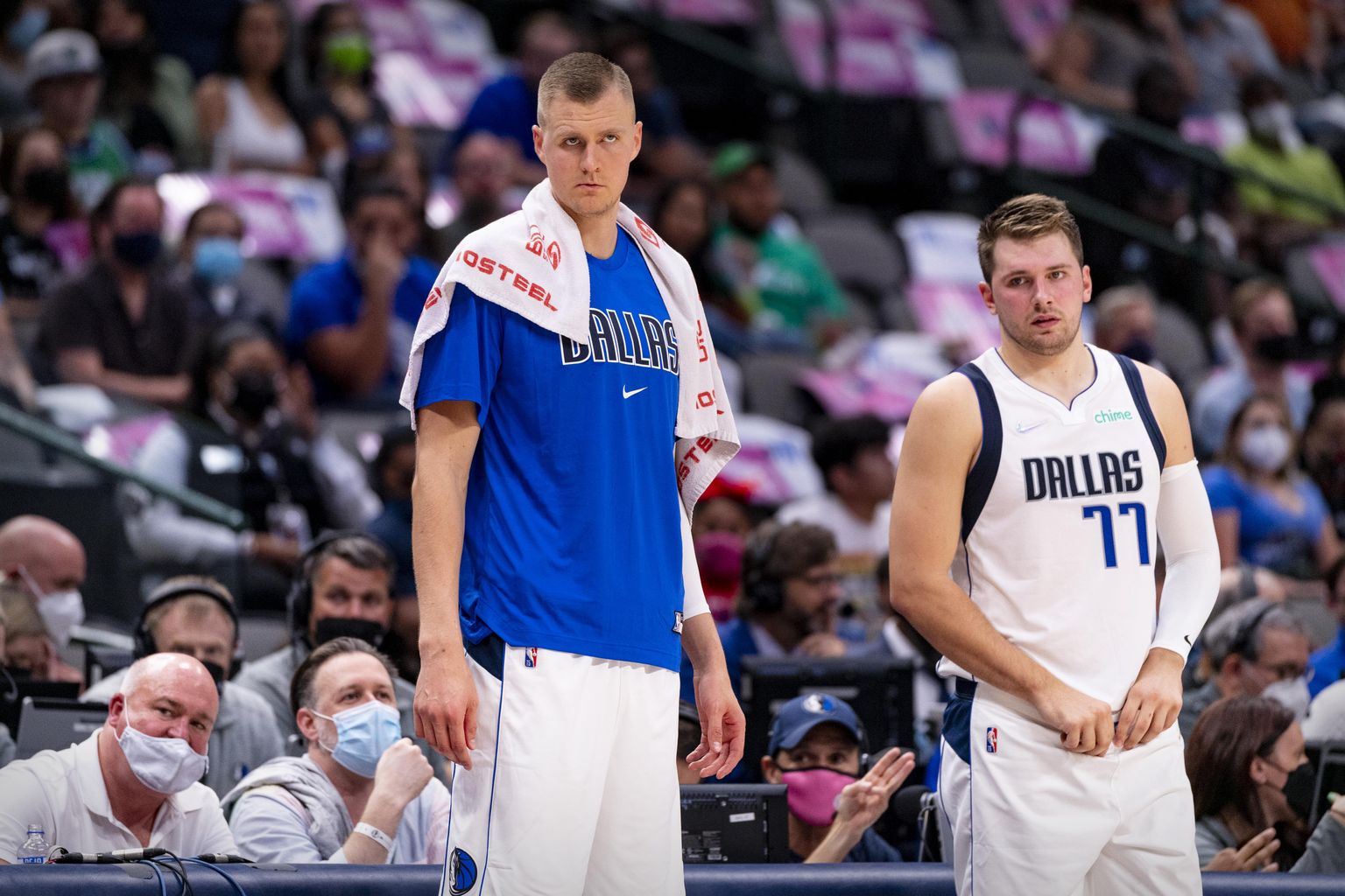 Kristaps Porziņģis un Luka Dončičs
