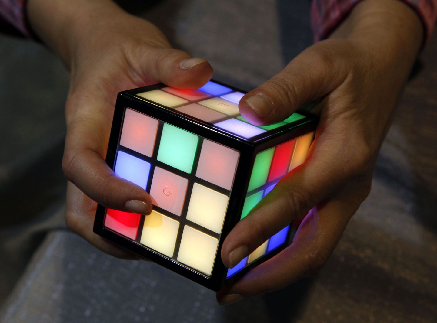 Elektrooniline Rubiku kuubik.