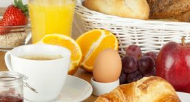 Названы плохие продукты на завтрак ребенку