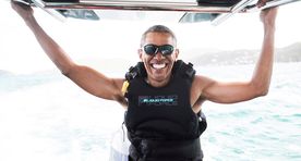 Pildid ja video: Barack Obama naudib veemõnusid
