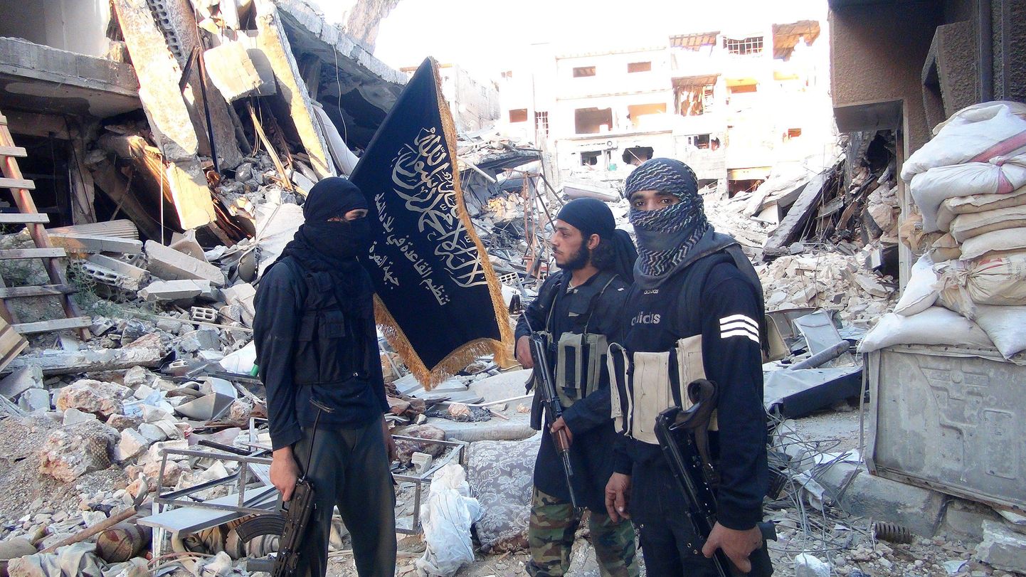 Al-Nusra rinde võitlejad Süürias.