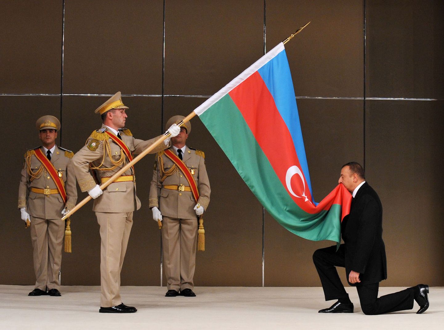 Aserbaidžaani president Ilham Alijevi oma ametisse nimetamise tseremoonial eelmise aasta oktoobris.