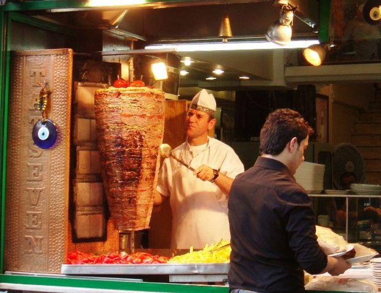 Türgi döner kebabi liha küpsetamine / wikipedia.org