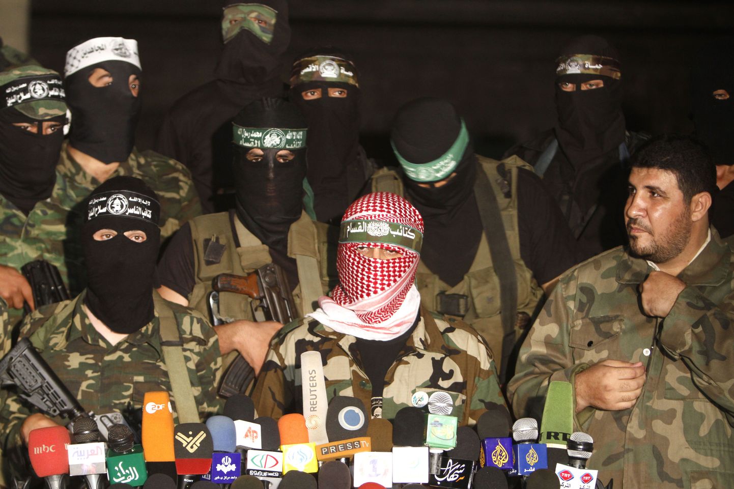 Hamasi ja teiste Palestiina äärmuslike islamiorganisatsioonide võitlejad.