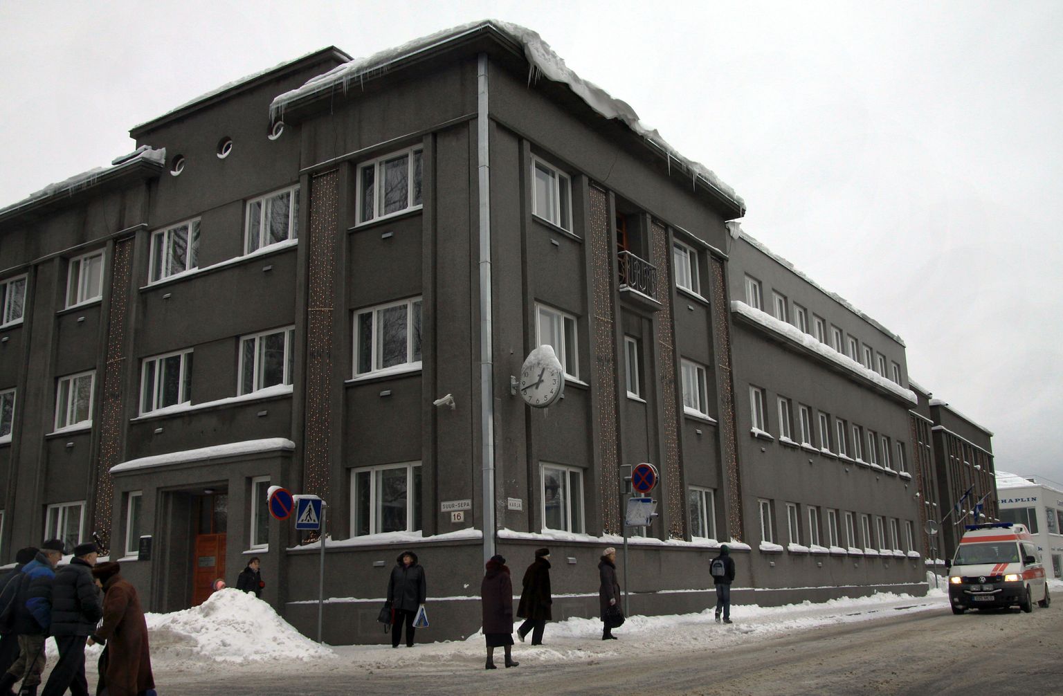 Pärnu linnavalitsuse hoone.