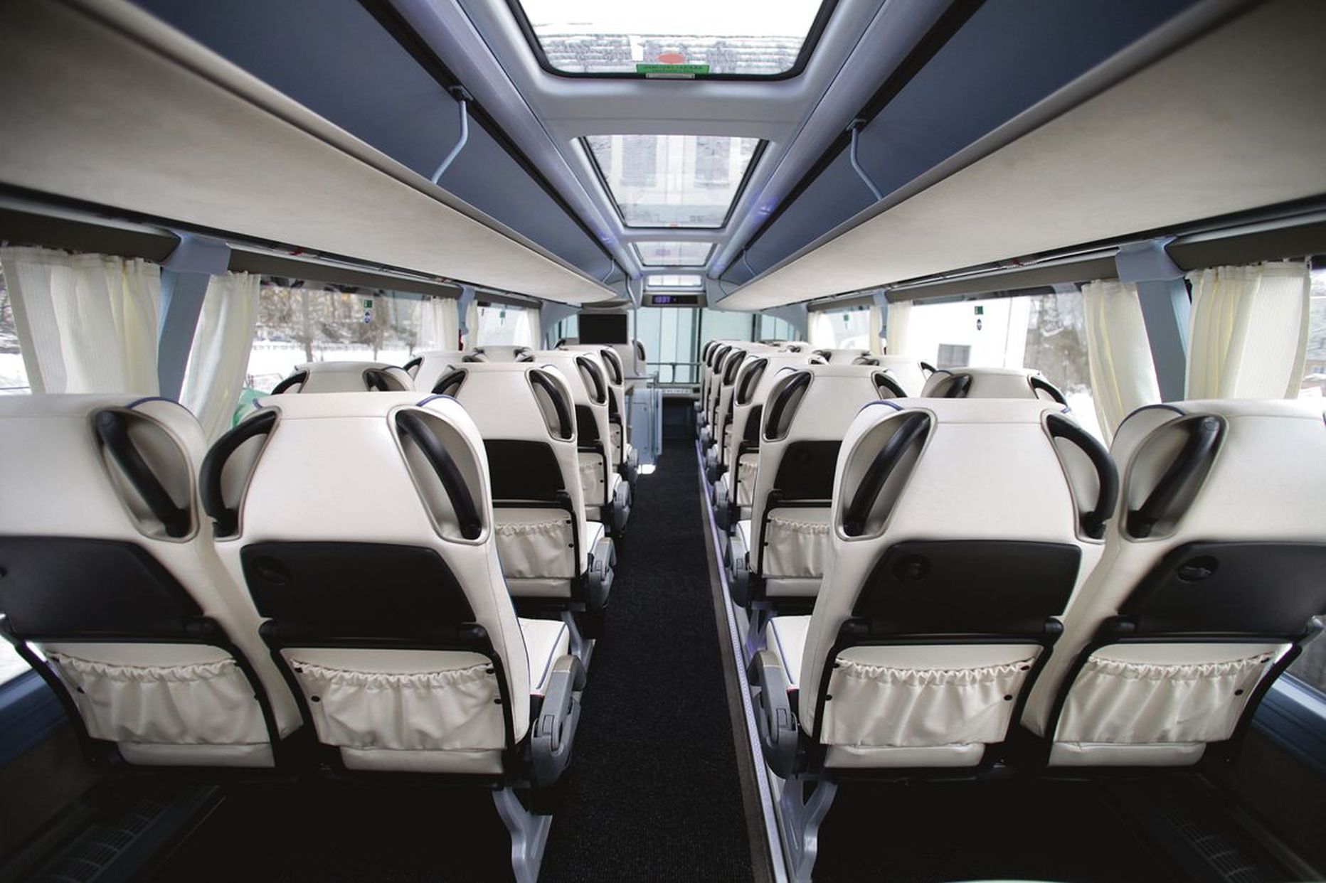 Reisibuss.