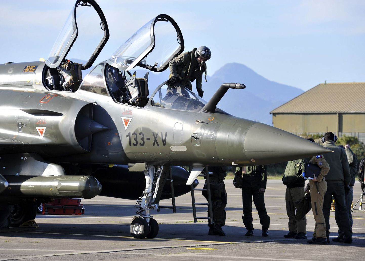 Prantsuse Mirage 2000 tüüpi hävituslennuk.