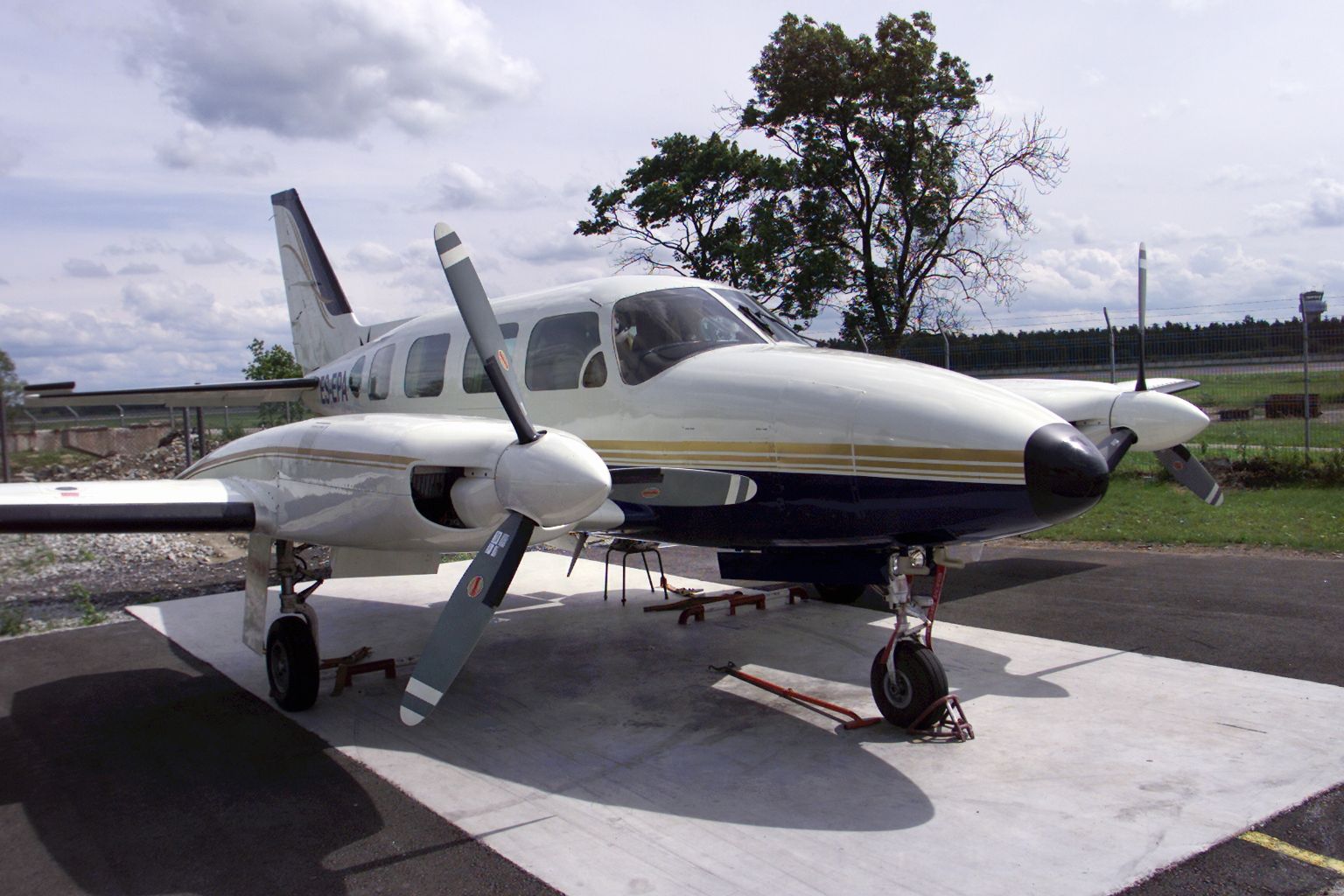 Väikelennuk Piper PA-31 Navajo.