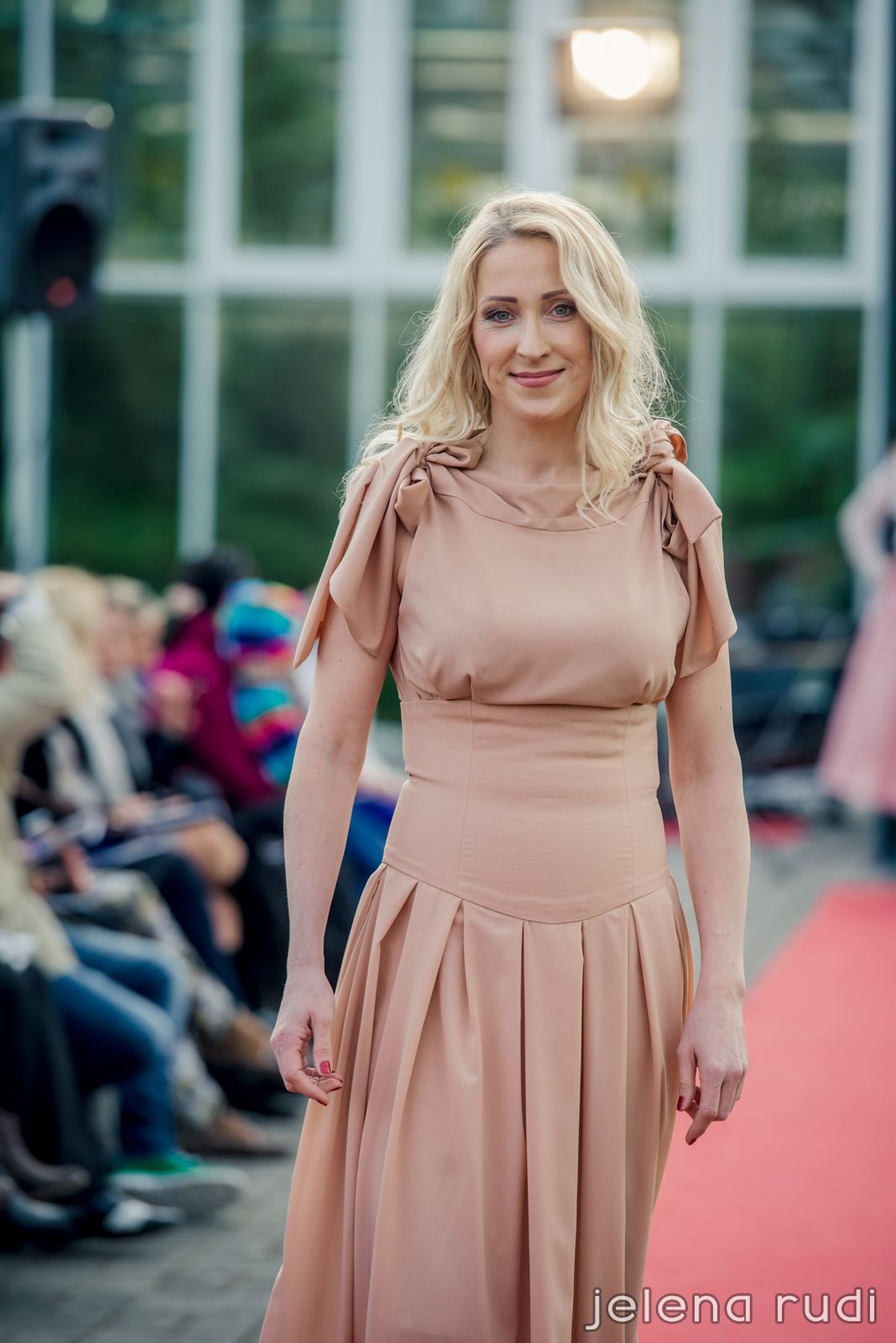 Iris Janvier`i moeshow Tallinna Botaanikaaias 14. mail, 2014
Marge Rahu