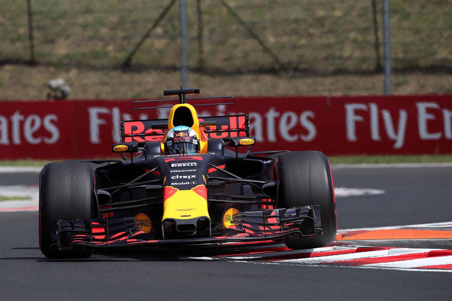 Daniel Ricciardo Ungari GP teisel vabatreeningul.