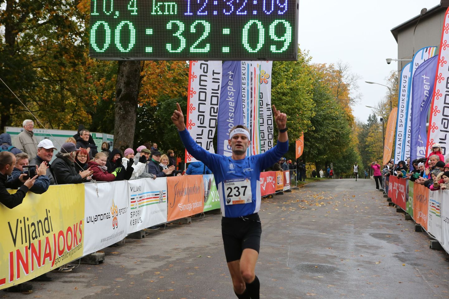 61. Viljandi linnajooksu võitis Tiidrek Nurme.