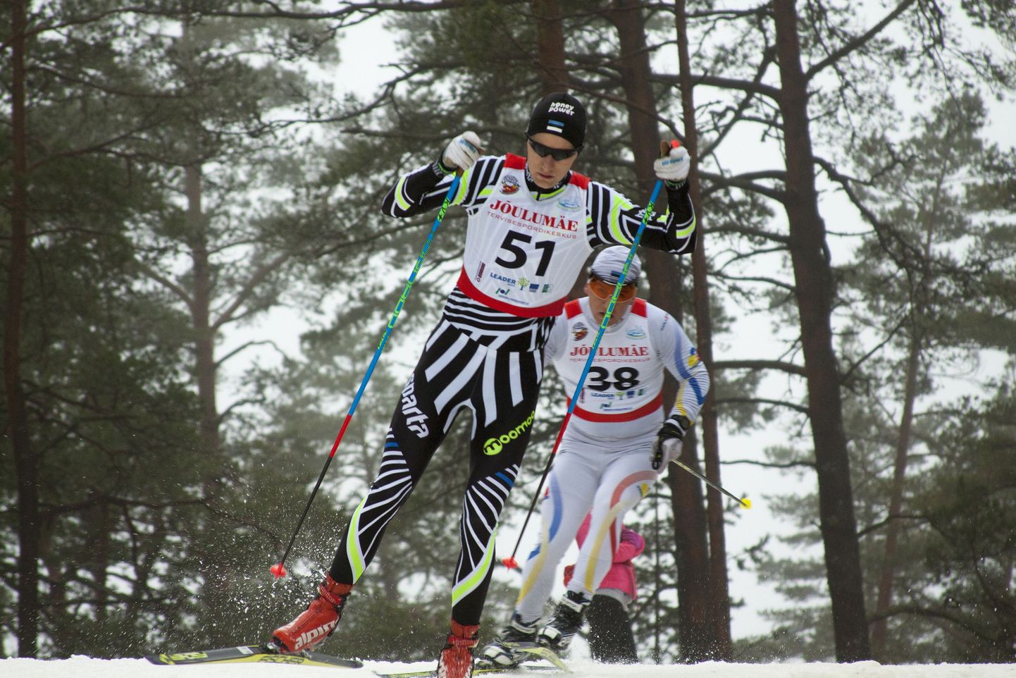 60 startinu seas võitis Jõulumäe kunstlumeringil peetud suusamaratoni Martti Hinna (nr51).