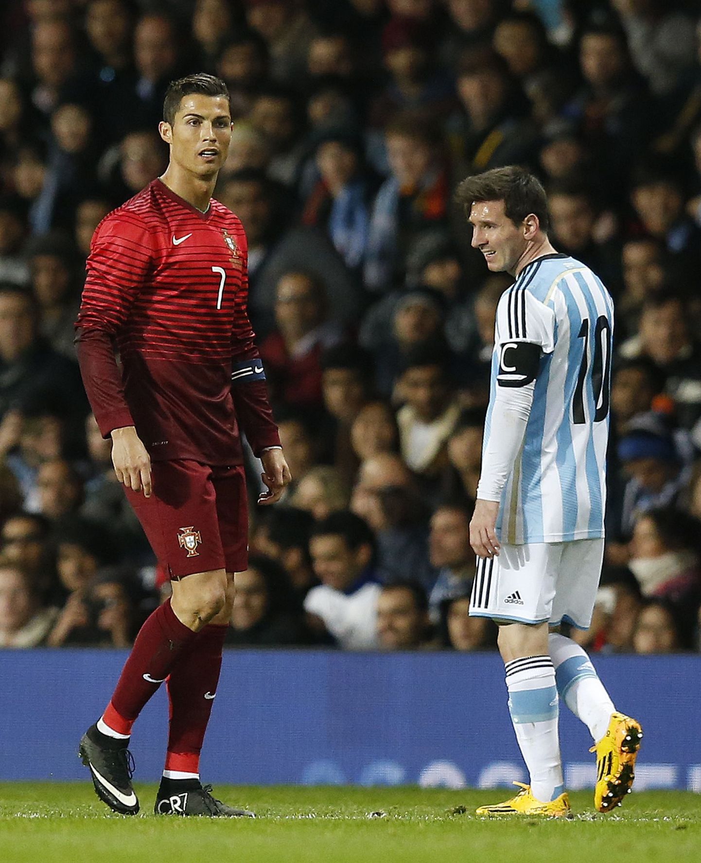 Cristiano Ronaldo (vasakul) ja Lionel Messi.