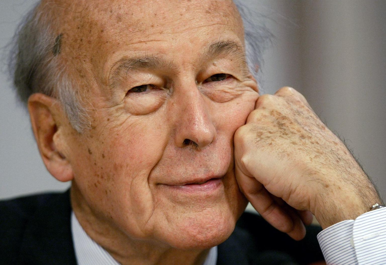 Valery Giscard d’Estaing 2003. aastal Euroopa Parlamendi ees.
