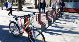 Pildid: Tartu avas rattahooaja