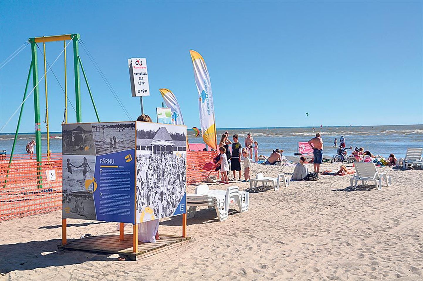 Pärnu randa paigaldati Pärnu rannakultuuri tutvustav rannakabiin, sel nädalal jõuab üks kabiin ka Kabli randa.