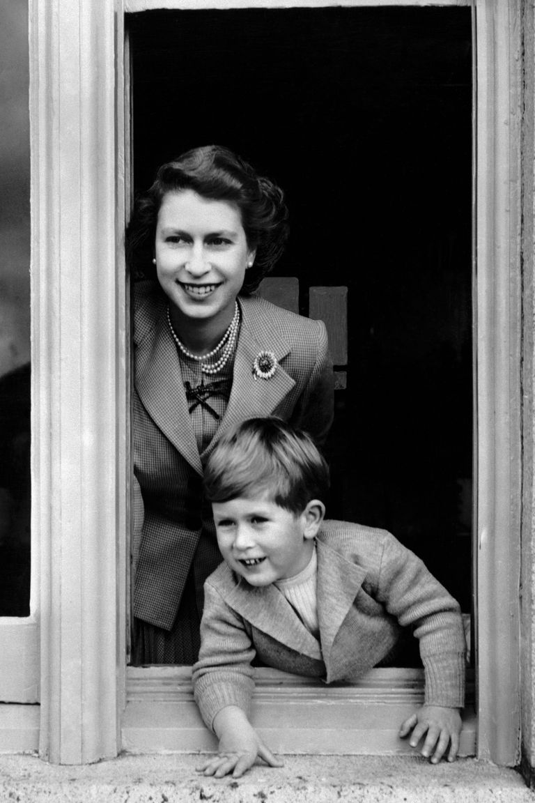 Elizabeth II ja väike prints Charles