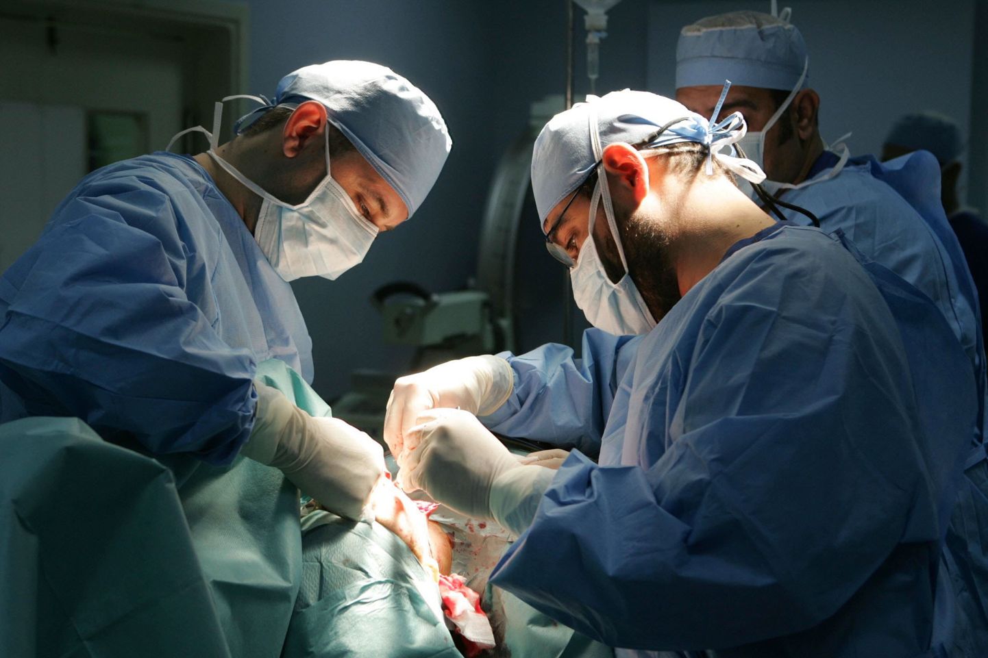 Kirurg unustas meditsiinilise salvrätiku patsiendi südamesse