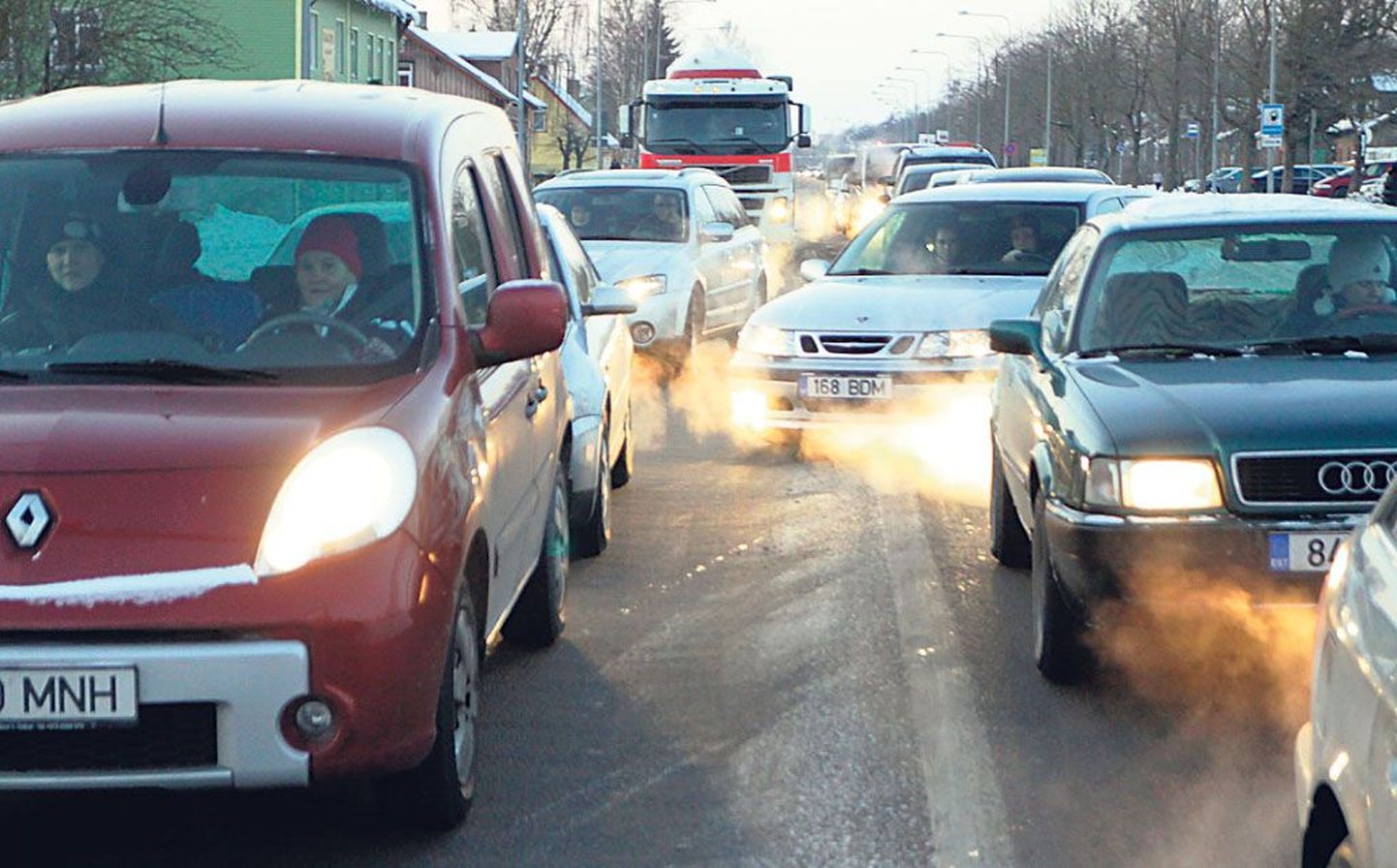 Kahaneva rahvaarvuga linnade, ka Pärnu suurim nuhtlus on liiklusummikud.