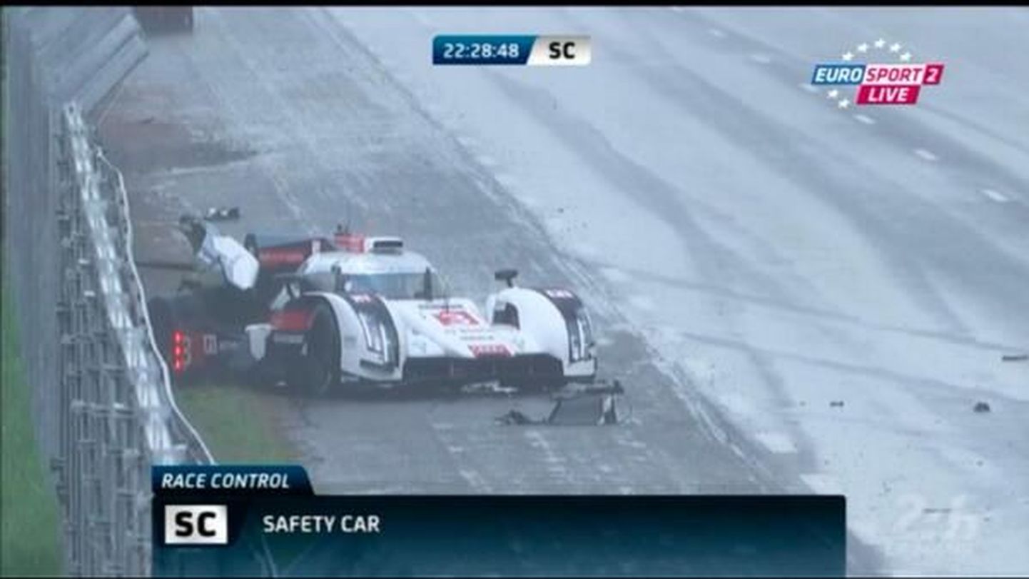 Audi nr 3 oli sunnitud Le Mansi pikamaasõidu avarii tõttu katkestama.